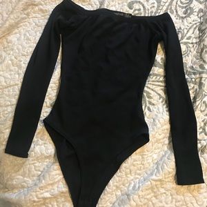 Black long sleeve off the shoulder top bodysuit